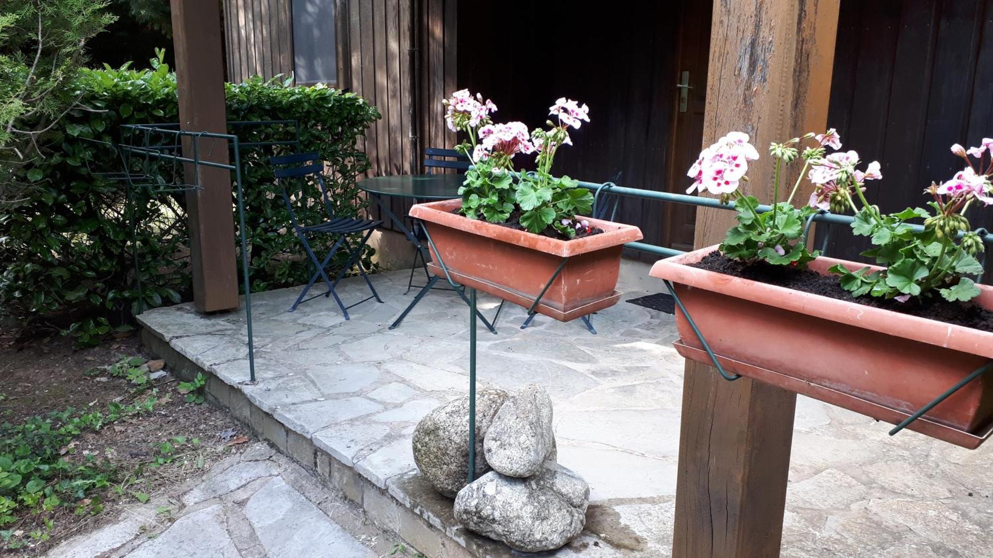 Les Chalets Du Roc Alzon Exteriör bild